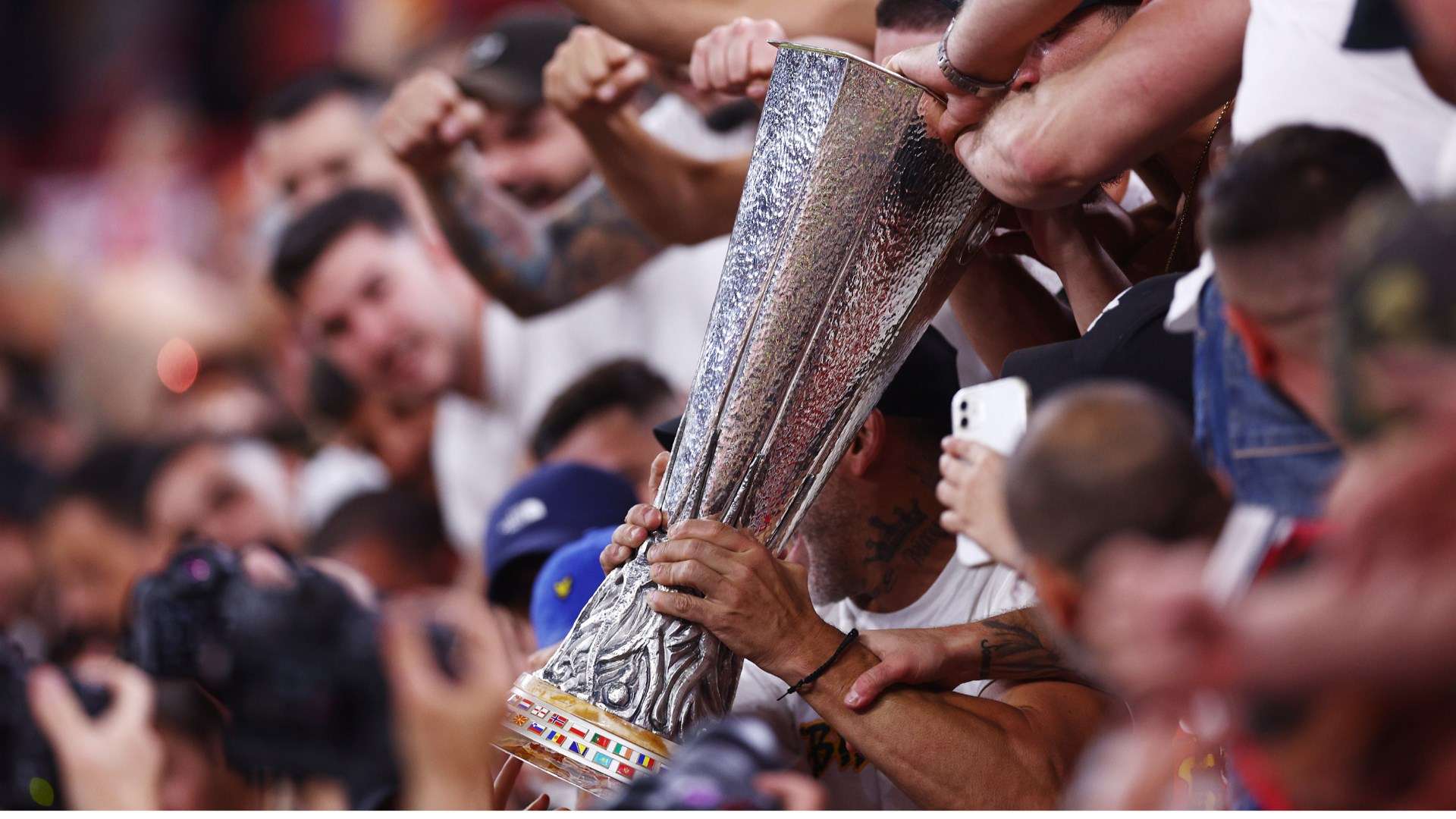 層面的均衡 層面的均衡