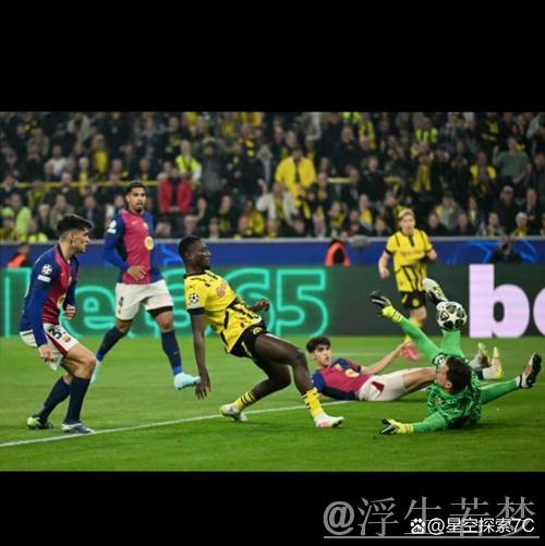 “欧冠奇景!巴萨因乌龙球逆转:掩面倒地,8万球迷震惊” “欧冠奇景!巴萨因乌龙球逆转:掩面倒地,8万球迷震惊”